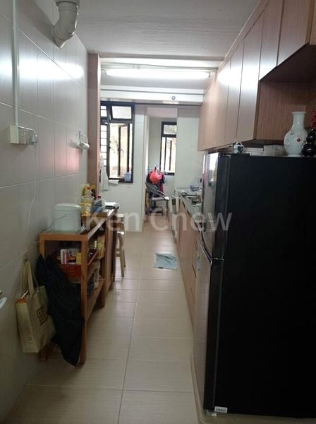Common Room (HDB) for Rent in  92 Commonwealth Drive - Image 4