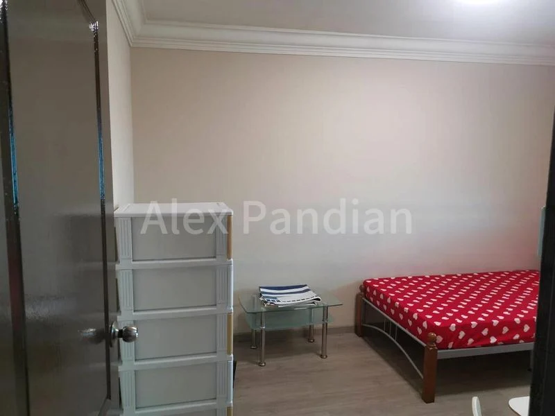 Common Room (HDB) for Rent in  215 Yishun Street 21 - Image 3