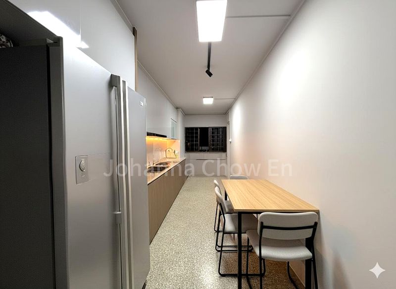 Executive HDB for Sale in 138 Tampines Street 11 - Image 6