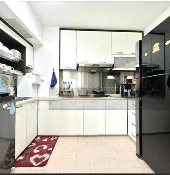 Premium HDB for Sale in  132 Edgedale Plains - Image 3