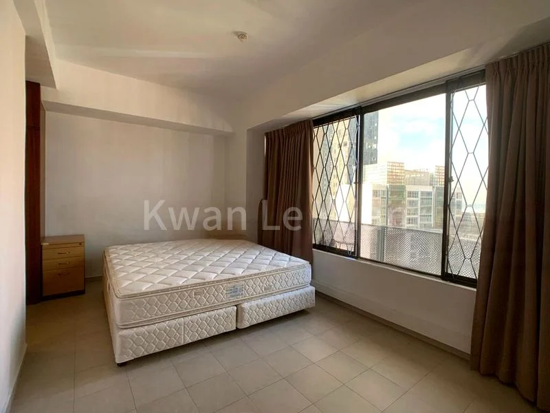 1 Bed Apartment (Condo) for Sale in  International Plaza - Image 4