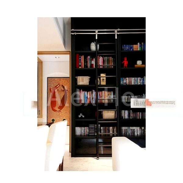 4 Bed Apartment (Condo) for Rent in  The Holland Collection - Image 2