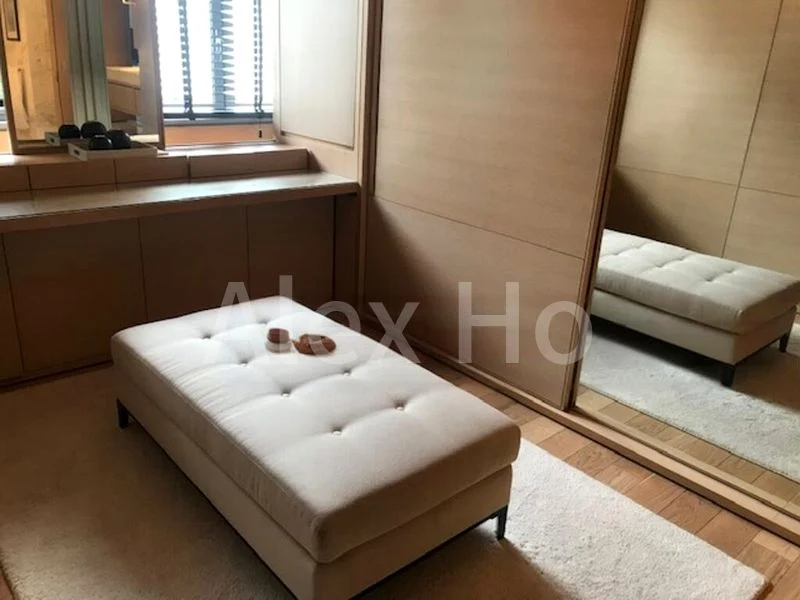 4 Bed Apartment (Condo) for Rent in  The Holland Collection - Image 5