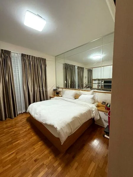 4 Bed Condo for Rent in Hazel Park Condominium - Image 5