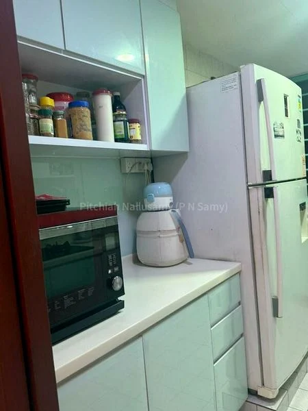 4 Bed Condo for Rent in Hazel Park Condominium - Image 10