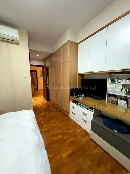 4 Bed Condo for Rent in Hazel Park Condominium - Image 3