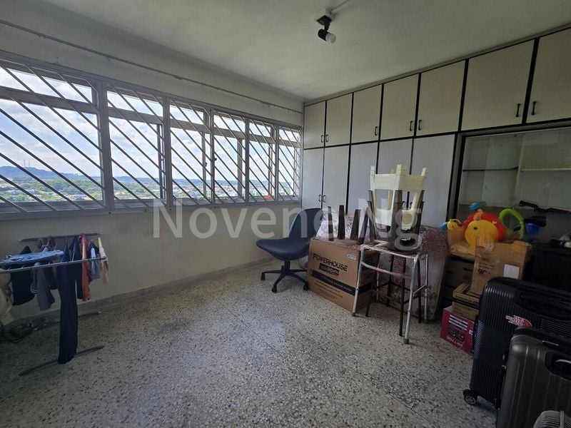5 Room (5STD) HDB for Sale in 21 Holland Drive - Image 7