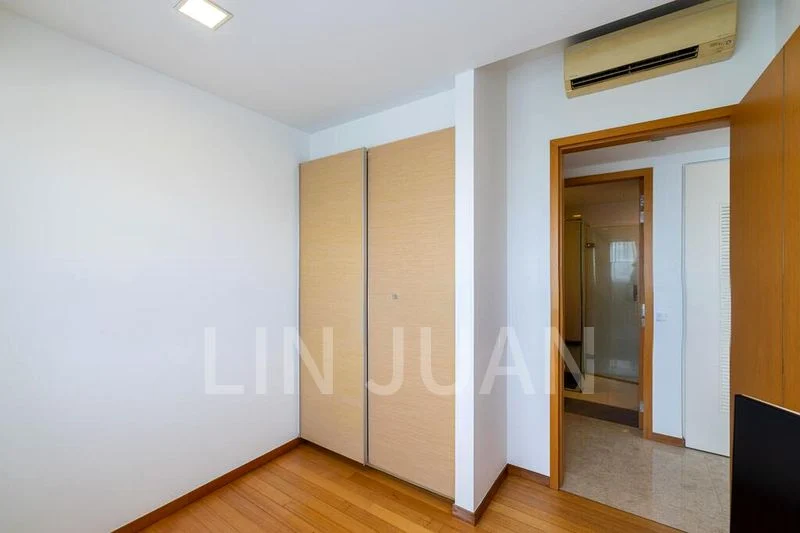 2 Bed Condo for Sale in  Marina Bay Link Mall - Image 12