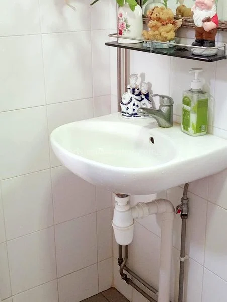 Common Room (HDB) for Rent in  175 Yishun Avenue 7 - Image 7