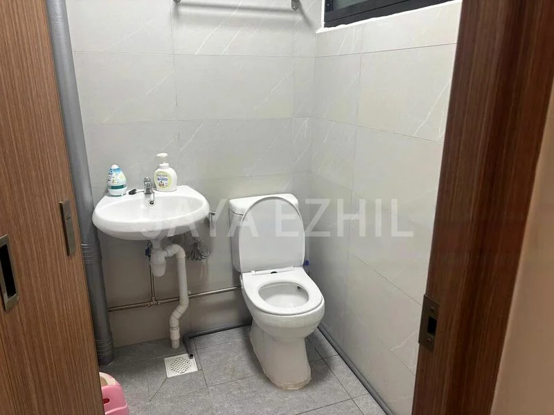 Master Room (HDB) for Rent in  536 Jurong West Street 52 - Image 5