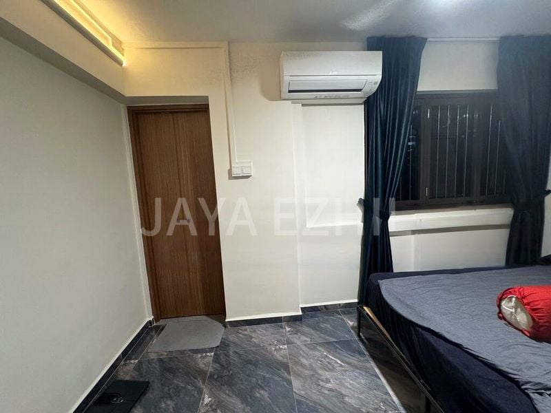 Master Room (HDB) for Rent in  536 Jurong West Street 52 - Image 1