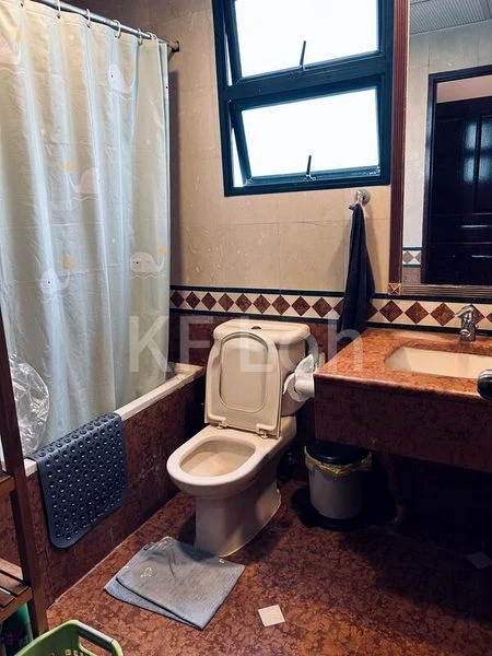 3 Bed Condo for Sale in  Hillview Green - Image 1