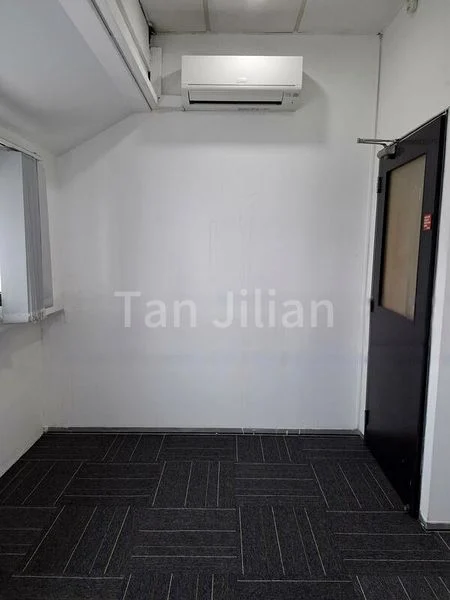 Factory / Workshop (B2) for Rent: Ruby Industrial Complex - Image 2