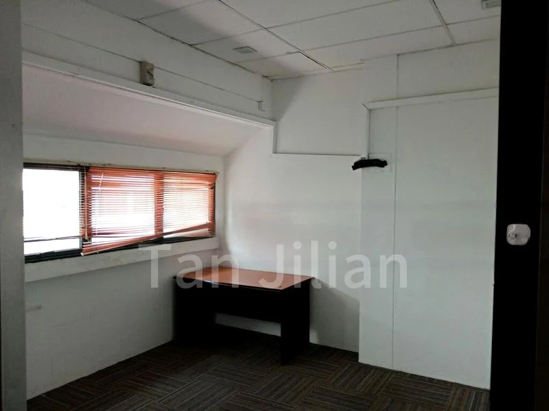 Factory / Workshop (B2) for Rent: Ruby Industrial Complex - Image 11