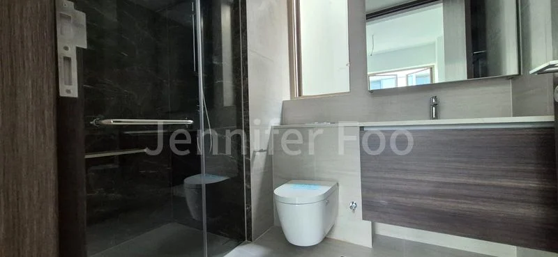 2 Bed Apartment (Condo) for Sale in  Pasir Ris 8 / Pasir Ris Mall - Image 13