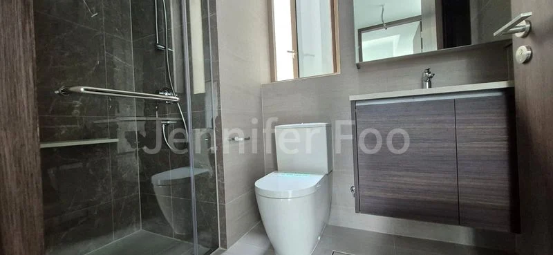 2 Bed Apartment (Condo) for Sale in  Pasir Ris 8 / Pasir Ris Mall - Image 9