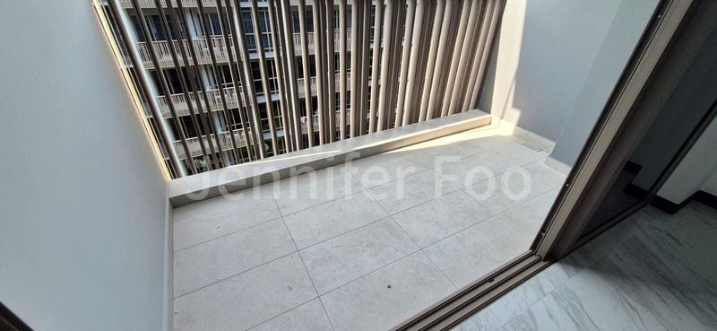 2 Bed Apartment (Condo) for Sale in  Pasir Ris 8 / Pasir Ris Mall - Image 5