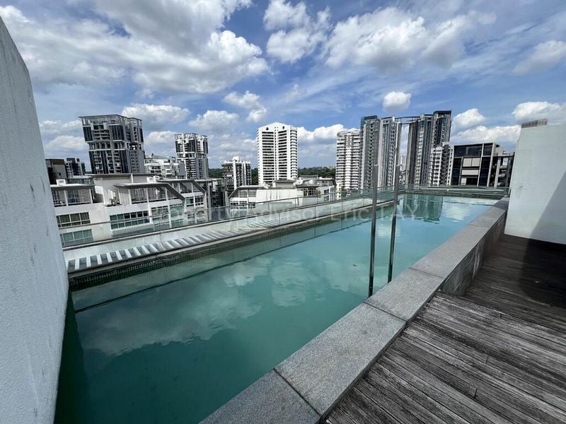 4 Bed Apartment (Condo) for Rent in  The Oliv - Image 7