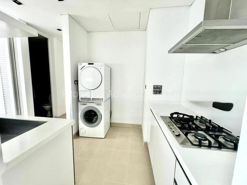 4 Bed Apartment (Condo) for Rent in  The Oliv - Image 10