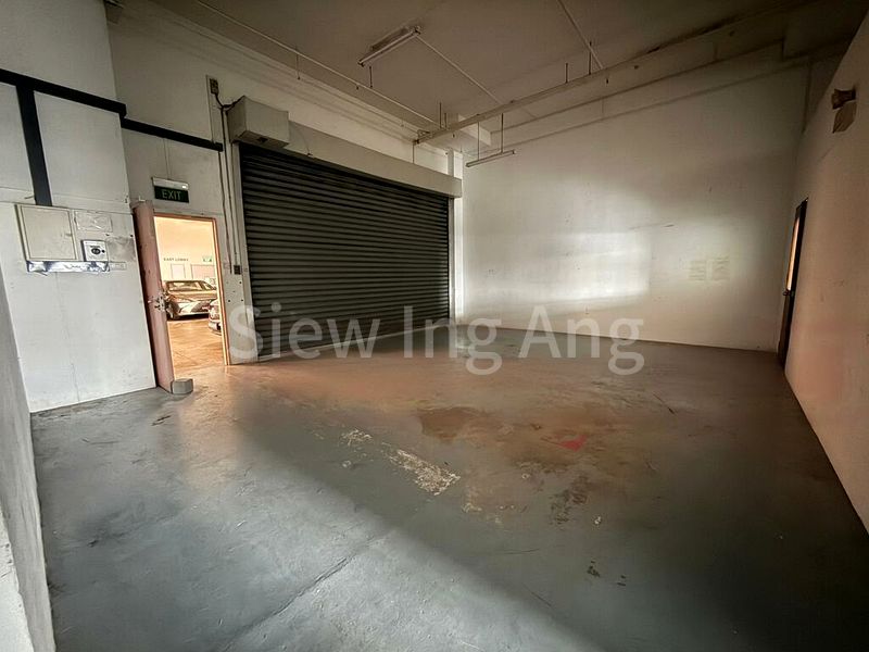 Light Industrial (B1) for Rent: Tradehub 21 - Image 8