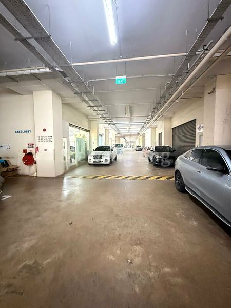 Light Industrial (B1) for Rent: Tradehub 21 - Image 9