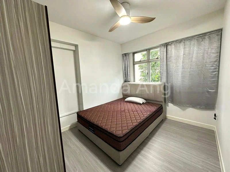 Common Room (HDB) for Rent in  561A Jurong West Street 42 - Image 1
