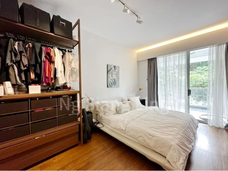 3 Bed Condo for Rent in  8 @ Mount Sophia - Image 4