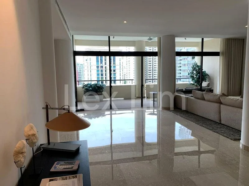 3 Bed Condo for Rent in  The Colonnade - Image 4