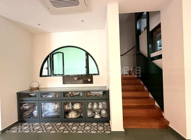 7 Bed Corner Terrace (Landed) for Sale in  Teacher's Housing Estate - Image 17