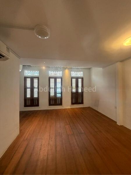Food & Beverage for Rent: 19 Norris Road - Image 3