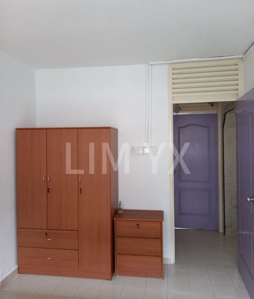 Common Room (HDB) for Rent in  236 Hougang Avenue 1 - Image 3