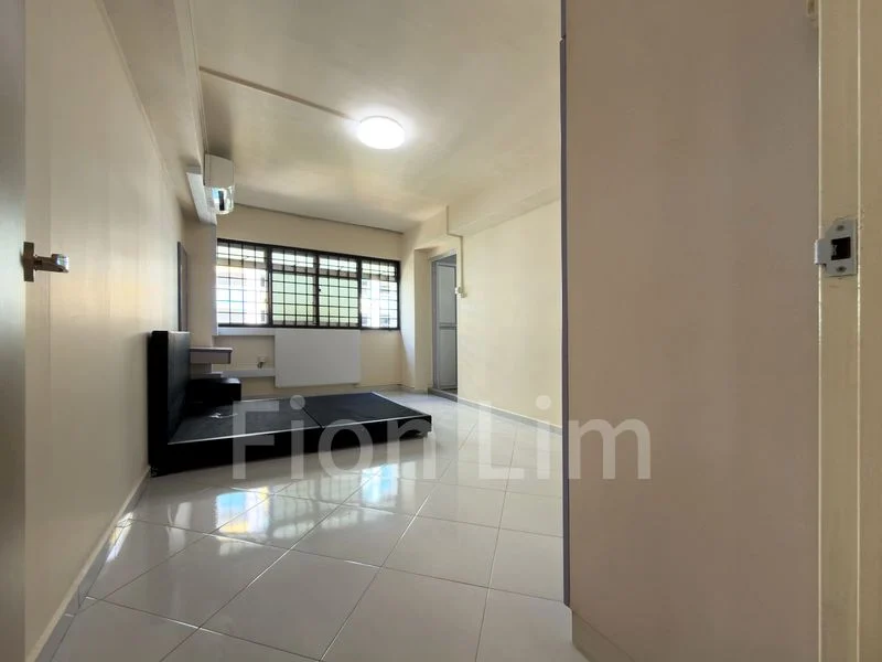 4 Room (4A) HDB for Rent in 250 Choa Chu Kang Avenue 2 - Image 5