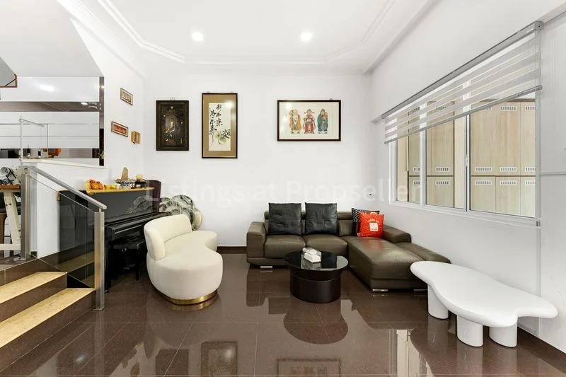 4 Bed Terraced House (Landed) for Sale in Bedok Ria - Image 4