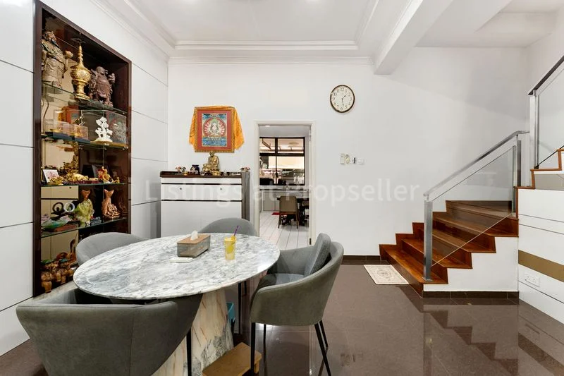 4 Bed Terraced House (Landed) for Sale in Bedok Ria - Image 6