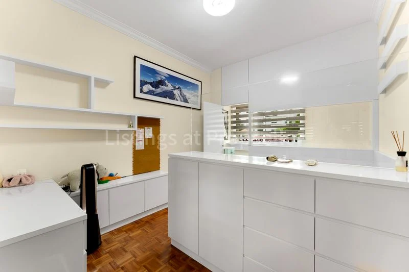 4 Bed Terraced House (Landed) for Sale in Bedok Ria - Image 5