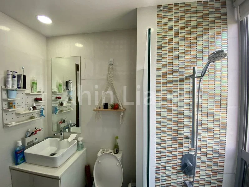 Common Room (Condo) for Rent in  Suites De Laurel - Image 5