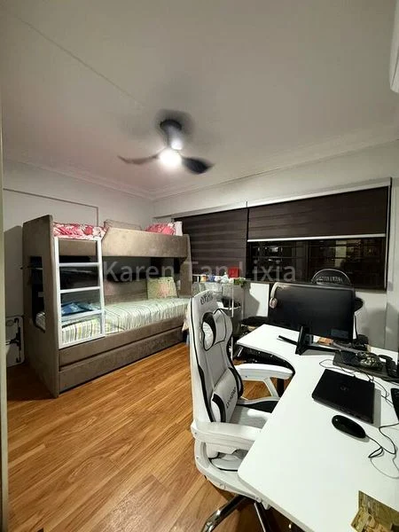 Maisonette HDB for Sale in  558 Jurong West Street 42 - Image 6