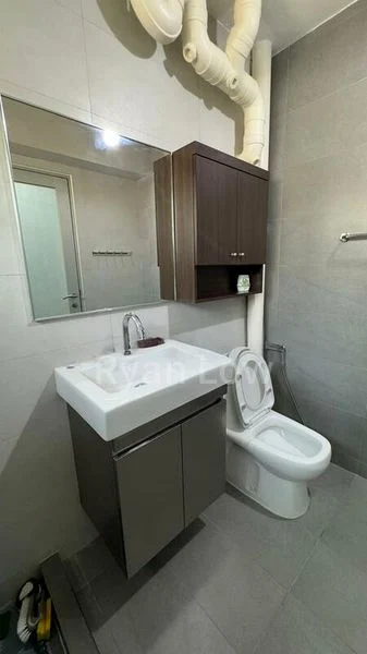 Executive HDB for Rent in 402 Bukit Batok West Avenue 7 - Image 1