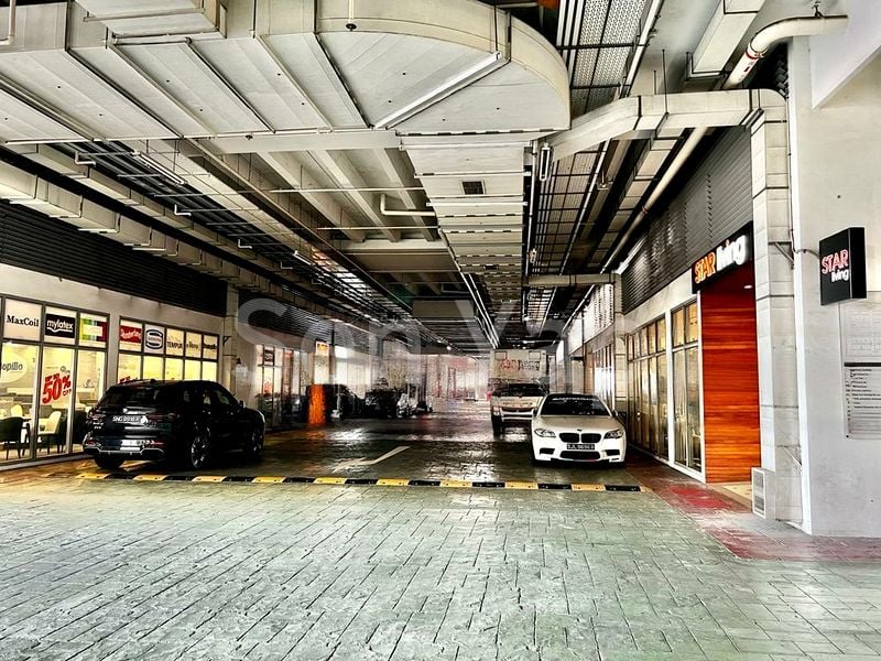 Warehouse for Rent: 6m Height, Drive-to-Door B1 Unit in Tampines - Image 1