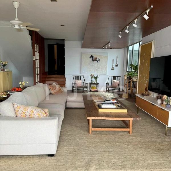 5 Bed Apartment (Condo) for Rent in  One Chatsworth - Image 5