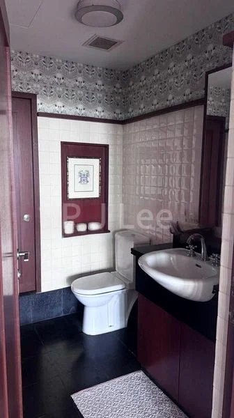 5 Bed Apartment (Condo) for Rent in  One Chatsworth - Image 11