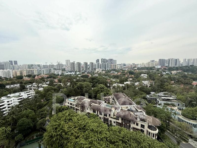 5 Bed Apartment (Condo) for Rent in  One Chatsworth - Image 1