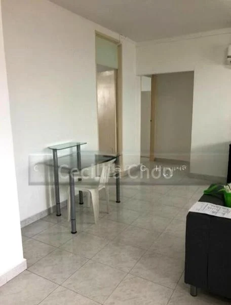 4 Room (4A) HDB for Rent in 12 Toh Yi Drive - Image 4