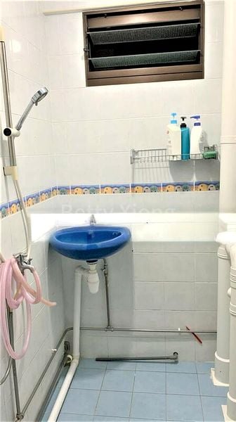 Common Room (HDB) for Rent in  20 Chai Chee Road - Image 5
