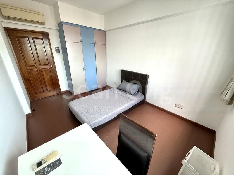 Common Room (Condo) for Rent in  Changi Court - Image 14