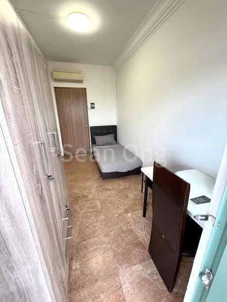 Common Room (Condo) for Rent in  Changi Court - Image 3