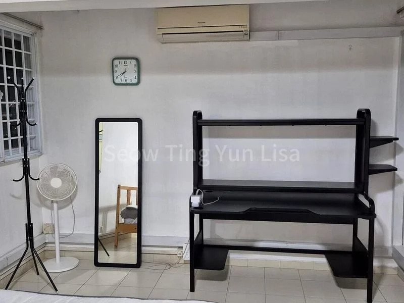 Common Room (HDB) for Rent in  11 Jalan Batu - Image 5