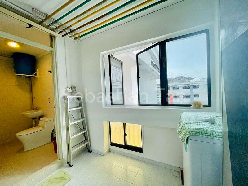Master Room (HDB) for Rent in  761 Woodlands Avenue 6 - Image 9