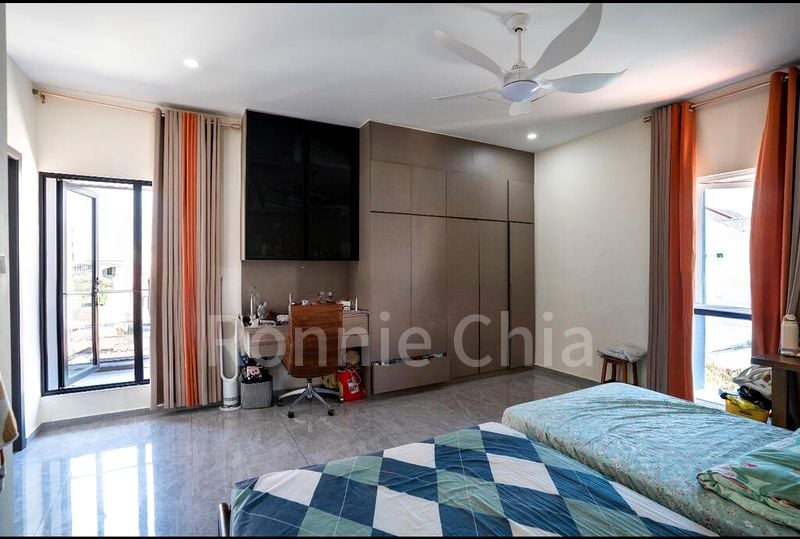 6 Bed Semi-Detached House (Landed) for Sale in  Kembangan Gardens - Image 4