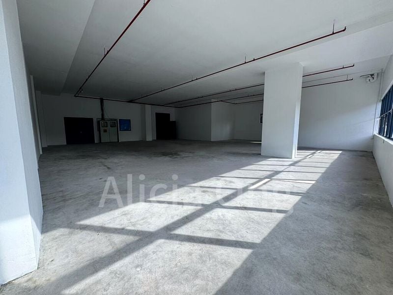 Factory / Workshop (B2) for Rent: Loyang Industrial Estate - Image 6